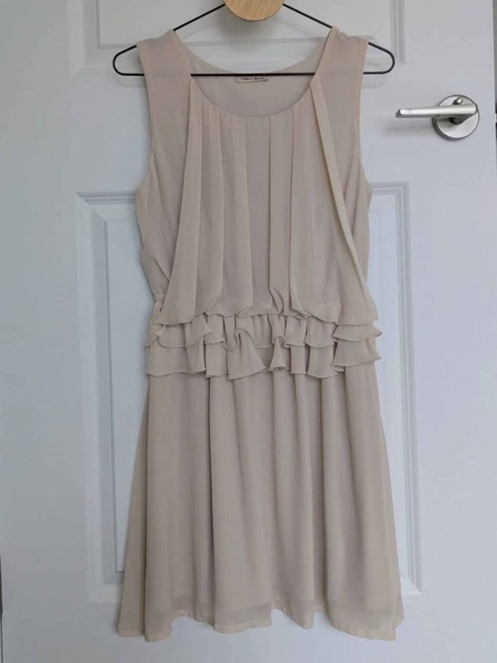 Sleeveless Flowy Chiffon Dress